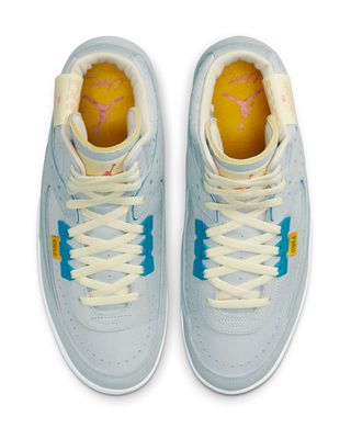 DN3802-001-PHCTH001-2000 AIR JORDAN 2 RETRO UNION GREY FOG