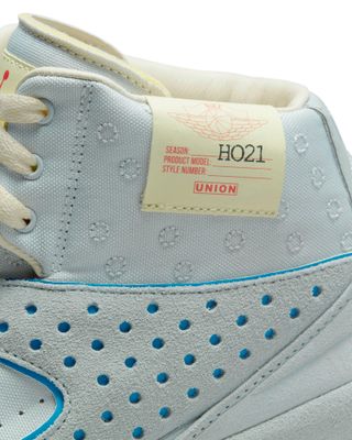DN3802-001-PHSYD004-2000 AIR JORDAN 2 RETRO UNION GREY FOG