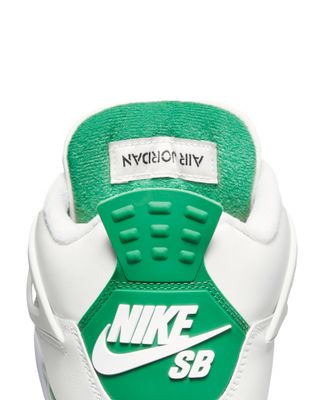 AIR JORDAN 4 RETRO SB GREEN