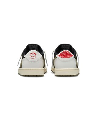 WMNS AIR JORDAN 1 RETRO LOW OG SP TS