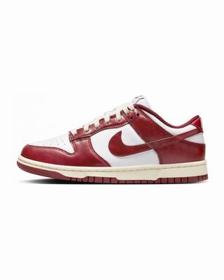 WMNS NIKE DUNK LOW PRM TEAM RED