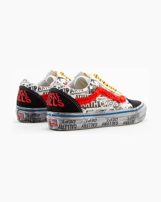 VANS VAULT OG OLD SKOOL LX GALLERY DEPT.