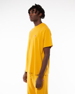 BACK DOOR PREMIUM PATCH SS TEE MUSTARD