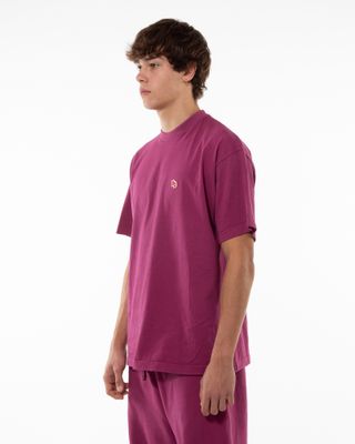 BACK DOOR PREMIUM PATCH SS TEE PLUM