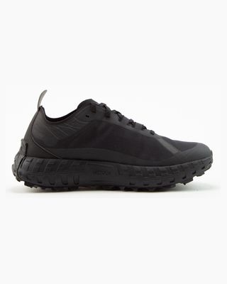 NORDA RUN THE 001 STEALTH BLACK
