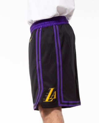NBA-201 NIKE NBA SWGMN LAKERS SHORT BLACK
