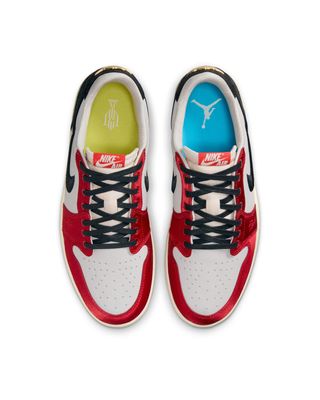 AURORA_FN0432-100_PHCTH001-2000 AIR JORDAN 1 RETRO LOW OG SP TROPHY ROOM AWAY