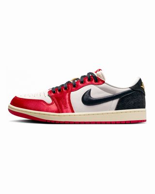 FN0432-100 AIR JORDAN 1 RETRO LOW OG SP TROPHY ROOM AWAY