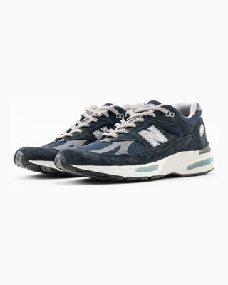 U991NV2-3 NEW BALANCE MADE IN UK 991v2 NAVY