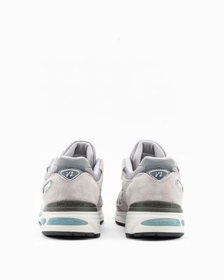NEW BALANCE MADE IN UK 991v2 GREY