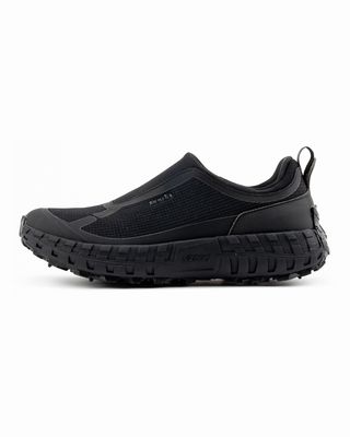 003PIBLK NORDA RUN THE 003 PITCH BLACK
