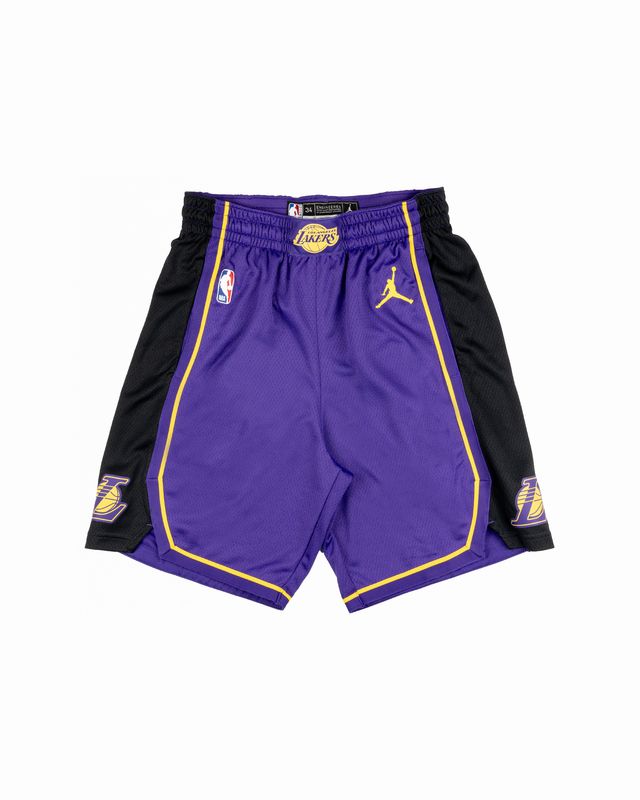 DO9432,504 NIKE NBA LAKERS STM SHORT FIELD PURPLE