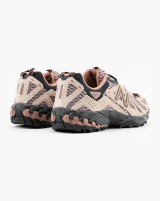 NEW BALANCE 610v1 FLAT TAUPE