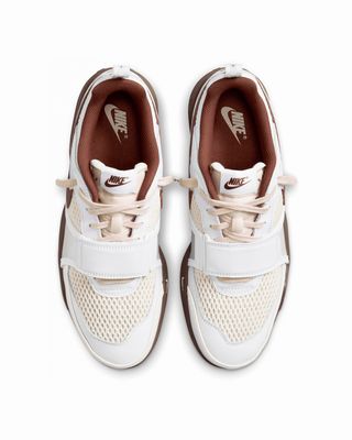 NIKE ZOOM FIELD JAXX TRAVIS SCOTT