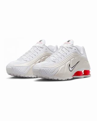 W NIKE SHOX R4 PICANTE RED