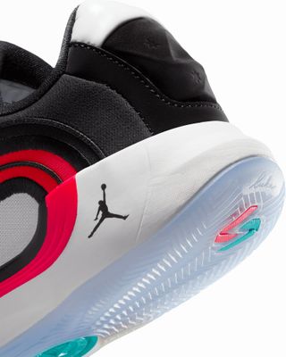 HJ5225-001-dr JORDAN LUKA 4 BLOODLINE GS