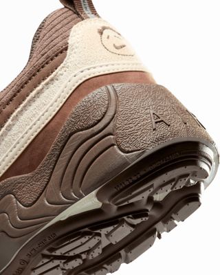 NIKE ZOOM FIELD JAXX LECHE BLUE