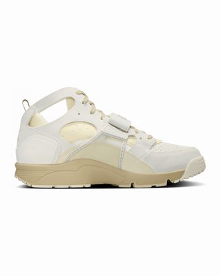 NIKE AIR TRAINER HUARACHE SAIL