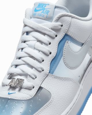 NIKE AIR FORCE 1 RETRO QS UNIVERSITY BLUE