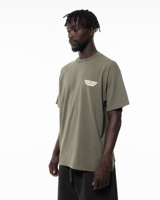 BACK DOOR MILITARY TEE OLIVE