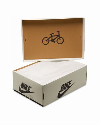 AIR JORDAN 1 RETRO LOW OG NITRO NIGEL