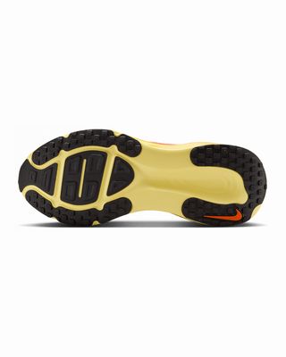 IH3576-999-s NIKE VOMERO 18 SE MULTICOLOR