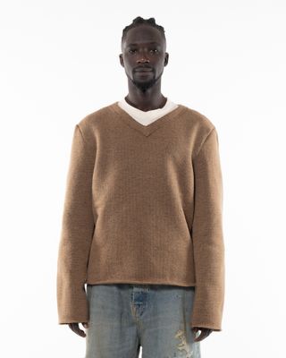 424 V NECK SWEATER BROWN
