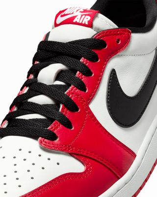 AIR JORDAN 1 RETRO LOW OG CHICAGO
