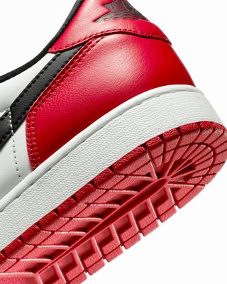 AIR JORDAN 1 RETRO LOW OG CHICAGO