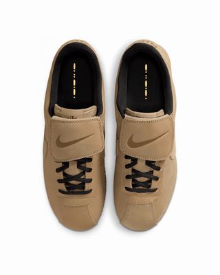 IM8057-297-z NIKE CORTEZ LEATHER SE PARACHUTE BEIGE