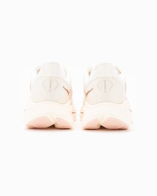 1162031ARRS-4 HOKA W CLIFTON 10 ALABASTER