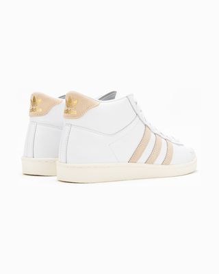 JQ1512-5 ADIDAS W JABBAR HI WHITE