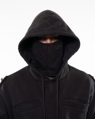 UMBRO MEDAL MASKED HOODIE WASHED BLACK