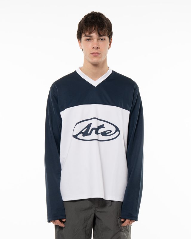 apparel-93 ARTE CIRCLE LOGO LONGSLEEVE TEE WHITE
