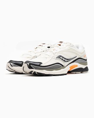 SAUCONY PROGRID OMNI 9 TUMERIC