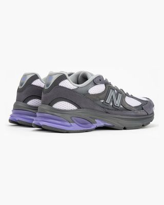 NEW BALANCE 2010 NEPTUNE GREY