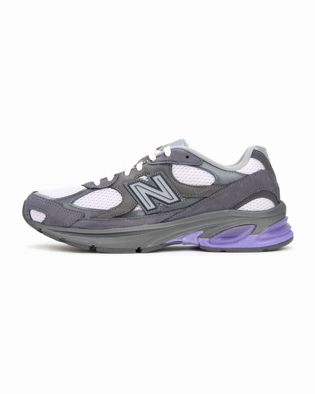 NEW BALANCE 2010 NEPTUNE GREY