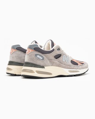 U991GC2-6 NEW BALANCE MADE IN UK 991v2 CORK