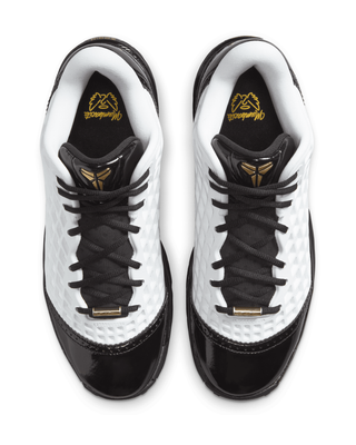 AURORA_IQ3916-100_PHCTH001-3144 NIKE KOBE III LOW PROTRO METALLIC GOLD