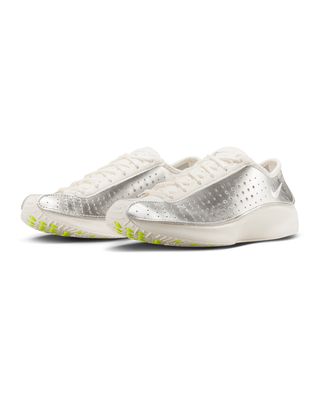 IB5824-100-34 WMNS NIKE AIR SUPERFLY PALE IVORY