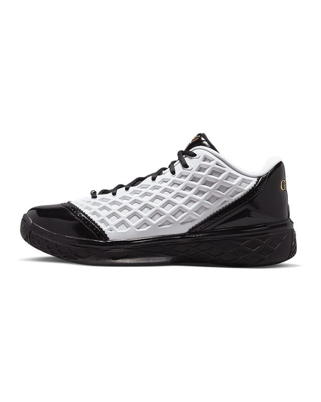 IQ3916-100 NIKE KOBE III LOW PROTRO METALLIC GOLD
