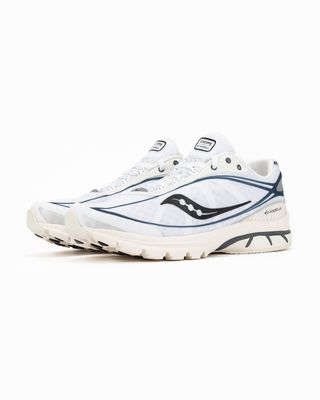 SAUCONY KINVARA 1 OFF WHITE
