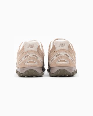 NEW BALANCE 204L MUSHROOM