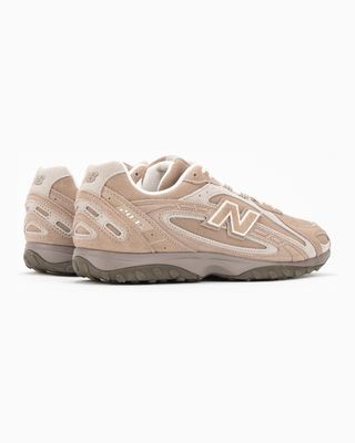 NEW BALANCE 204L MUSHROOM