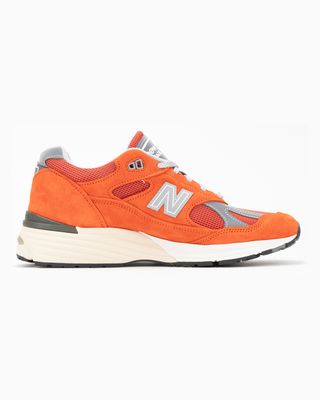 NEW BALANCE MADE IN UK 991v2 GRENADINE