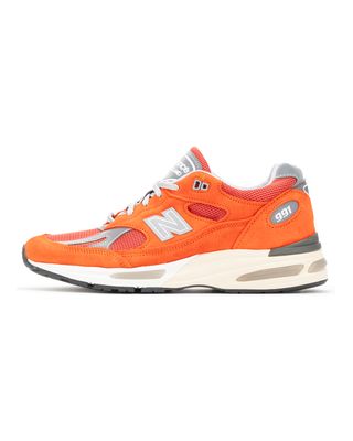 NEW BALANCE MADE IN UK 991v2 GRENADINE