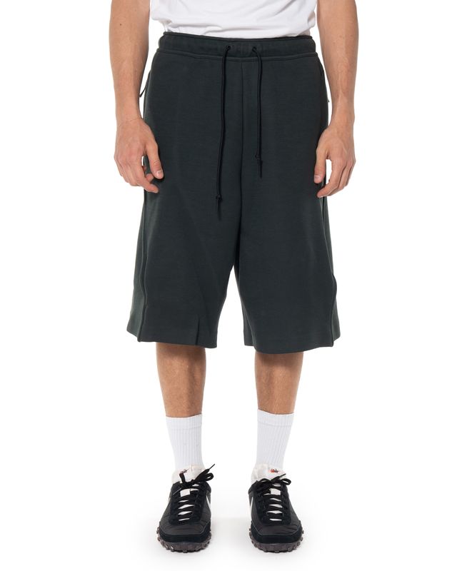 NIKE TECH FLEECE SHORT BLACK SPRUCE