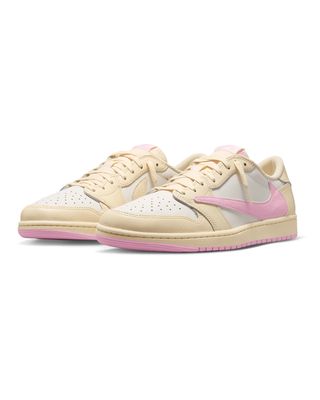 AIR JORDAN 1 LOW OG SP TS SHY PINK