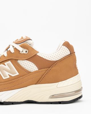 NEW BALANCE MADE IN UK 991v1 CHIPMUNK
