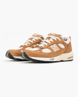 NEW BALANCE MADE IN UK 991v1 CHIPMUNK